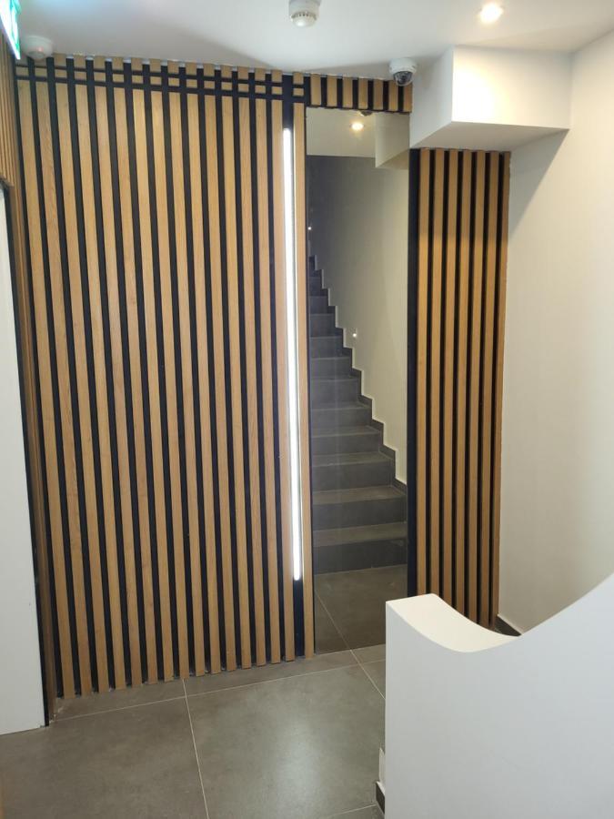 Guesthaus 2 Hotel Dudelange Bagian luar foto