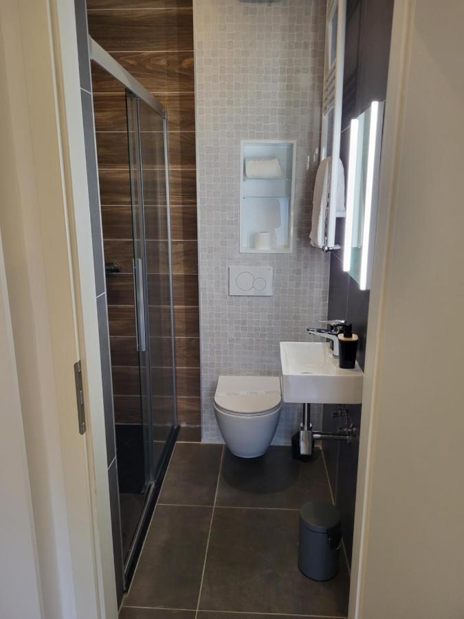 Guesthaus 2 Hotel Dudelange Bagian luar foto